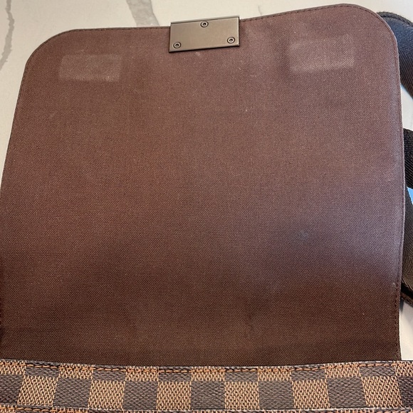 Louis Vuitton IMMACULATE and RARE Damier Ebene Crossbody Bag - Picture 9 of 14